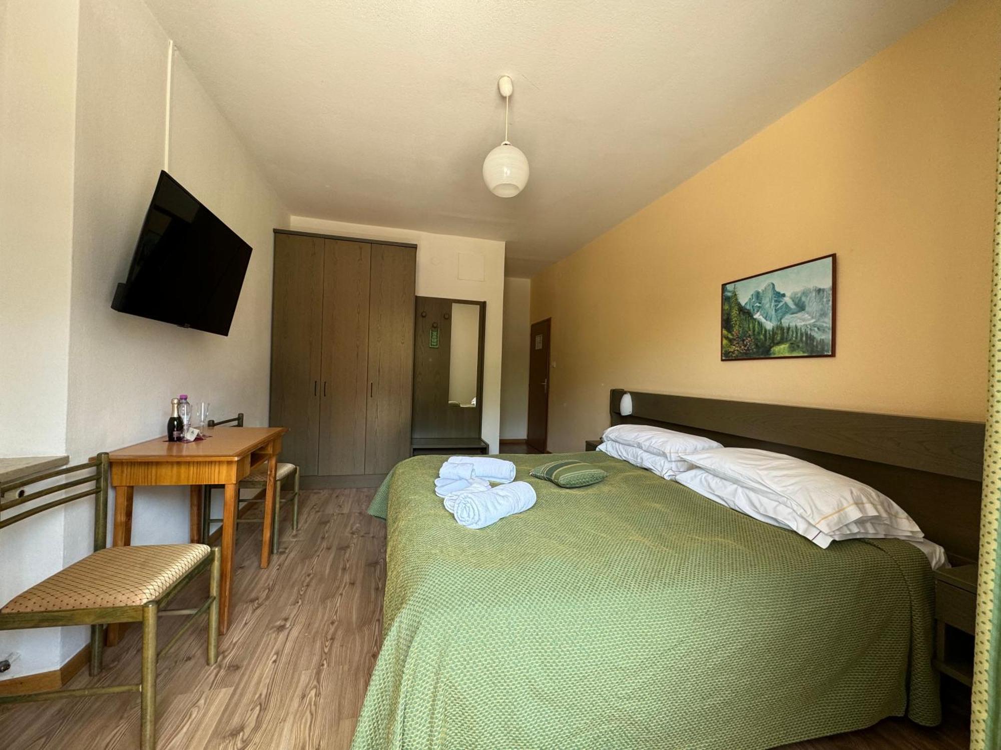 Garden Hotel Bellariva Molveno Habitación foto
